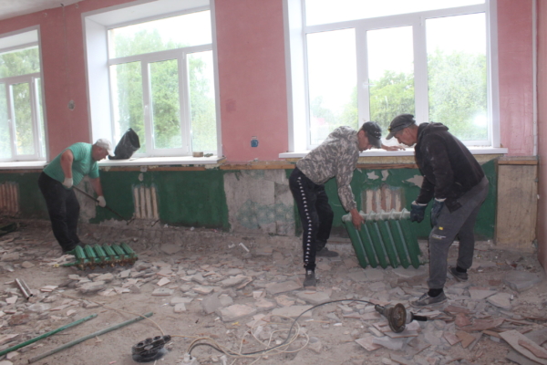 В Гордеевской школе проходит капитальный ремонт