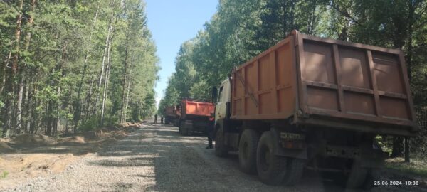 В Рогнединском районе продолжается ремонт дорог