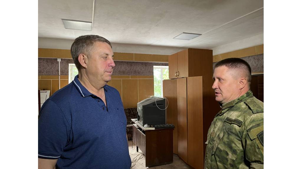 Александр Богомаз посетил штаб территориальной обороны в Стародубе