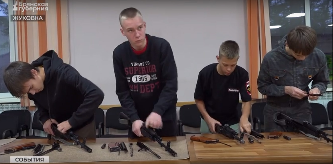 В Жуковке прошел военно-патриотический слет «Наследники Пересвета»