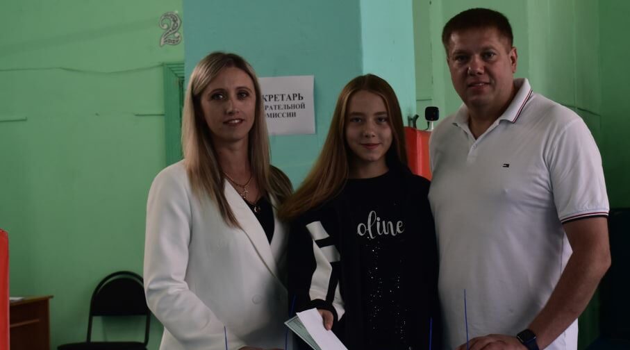 Жители Дятькова продолжают активно голосовать