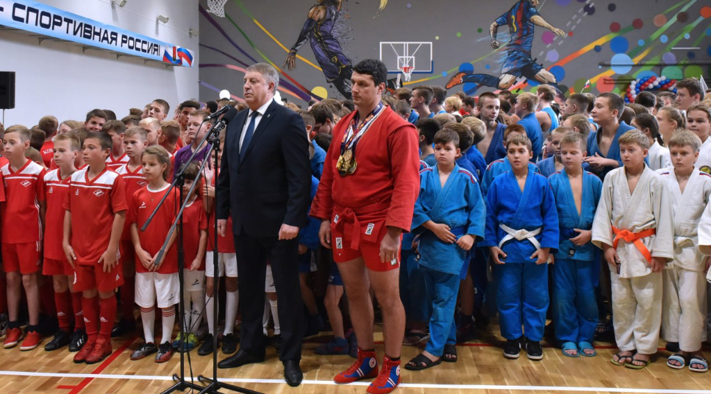 Александр Богомаз  напомнил о традициях самбо на Брянщине