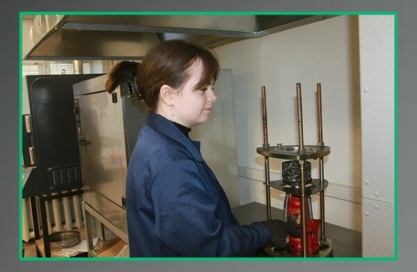 В Брянской области внедрили трехуровневый контроль качества дорожных работ