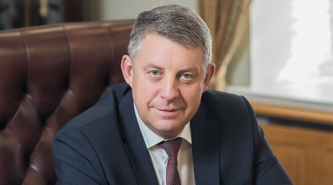 Губернатор Александр Богомаз благодарит службы жизнеобеспечения за работу