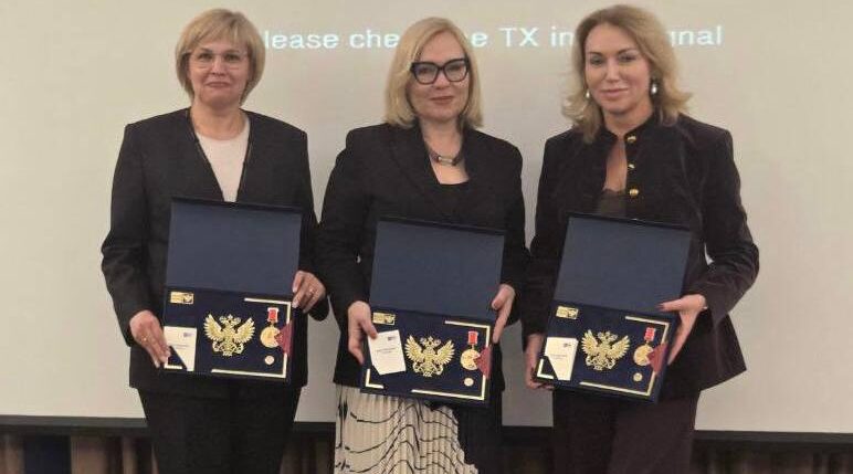 Женщины-руководители трёх приграничных управлений «Почты России»  получили знак «За мужество»