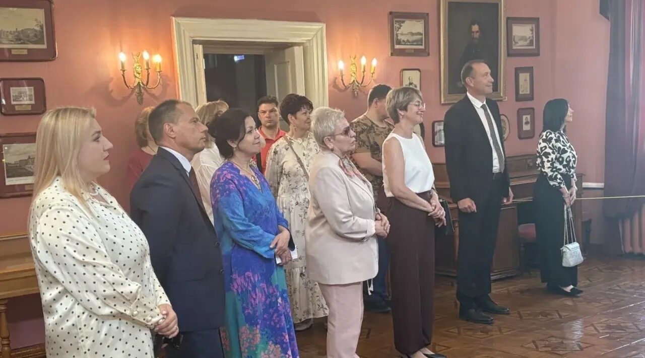 Делегации деятелей культуры г. Калининграда и г.Гусева посетили Брянщину