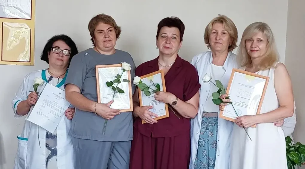 Брянским врачам вручены награды