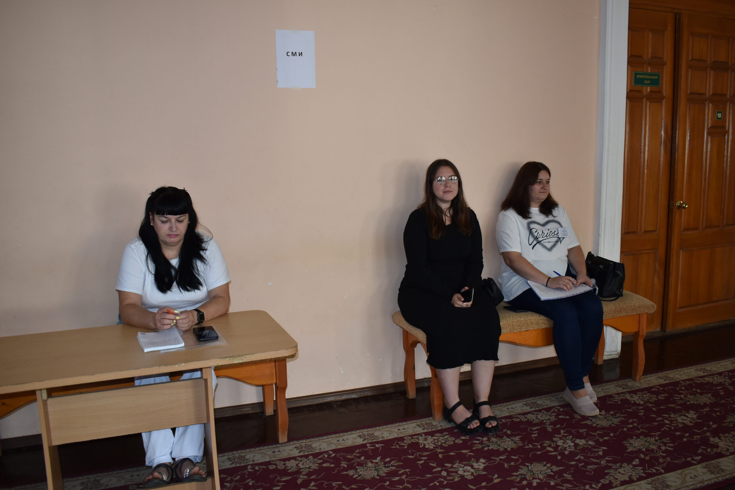 Наблюдатели активно участвуют в выборном процессе