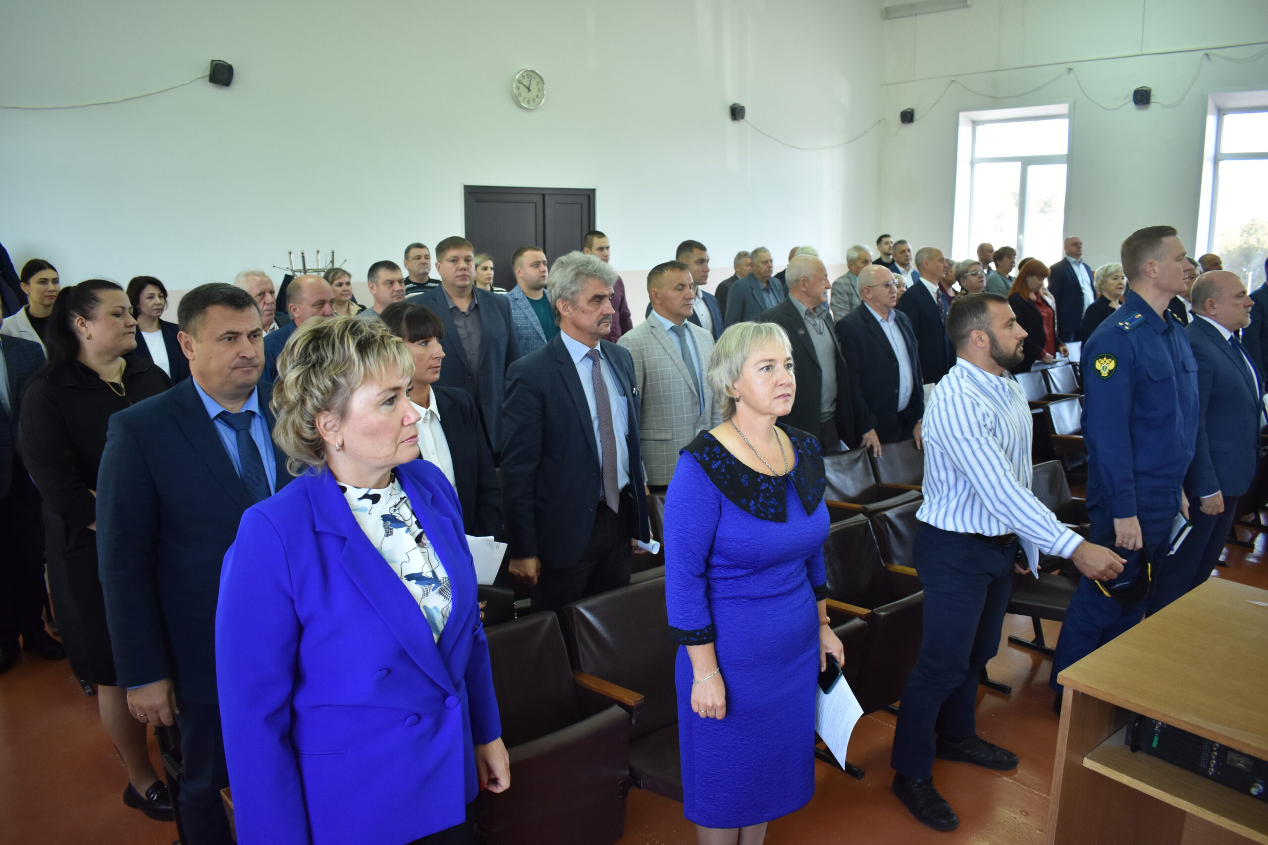 Заседание Дятьковского районного Совета народных депутатов седьмого созыва прошло в новом составе