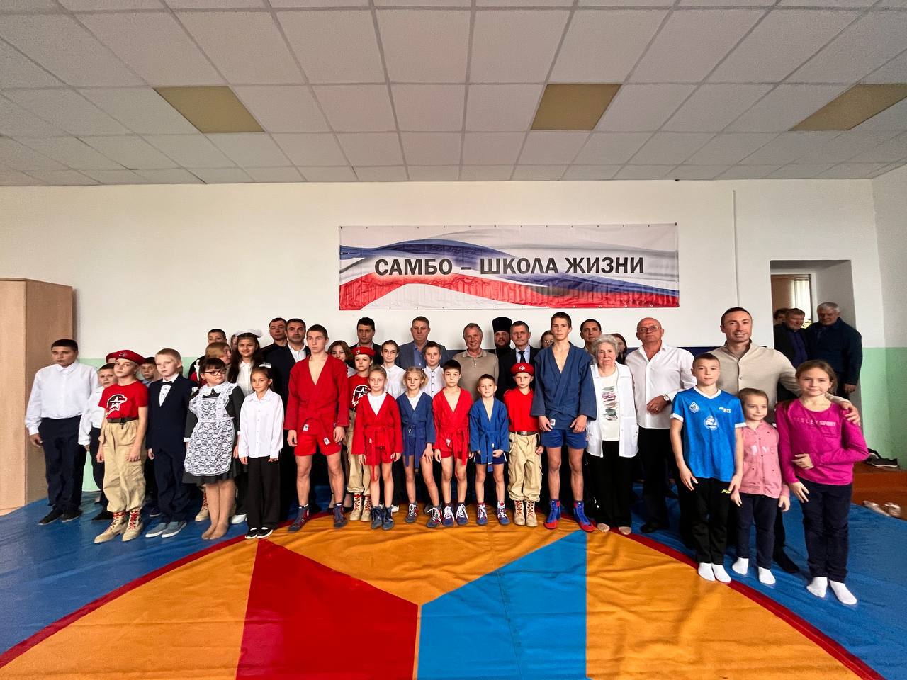 В Навлинском районе открыли секцию по самбо