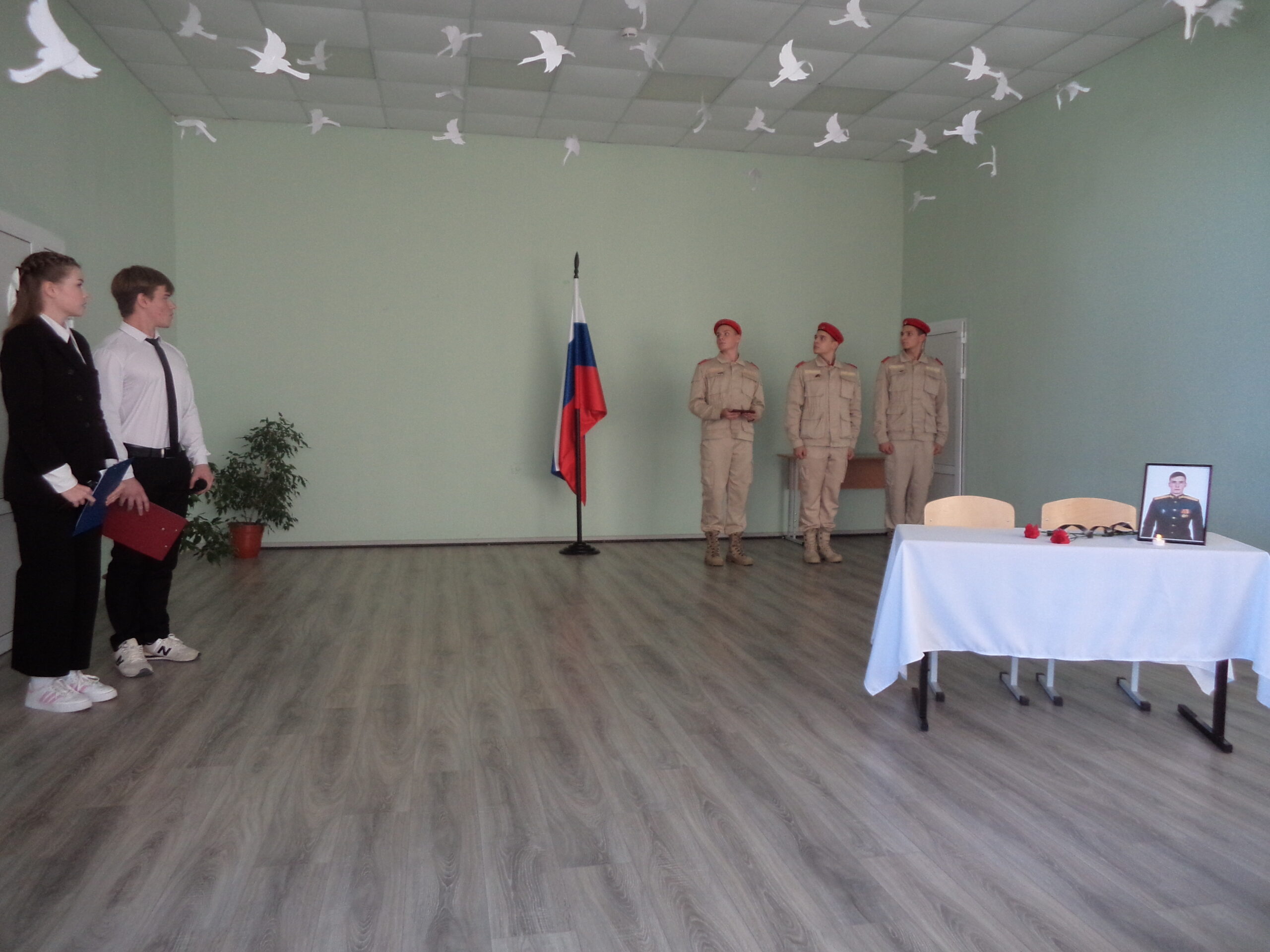 Торжественной мероприятие, посвященное открытию парты героя  — Жеребова Даниила Юрьевича состоялось в МБОУ ДСОШ №3
