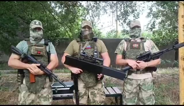 Русский от побед не отвык, и сейчас наши бойцы уничтожают нацистов в честном бою на Донбассе