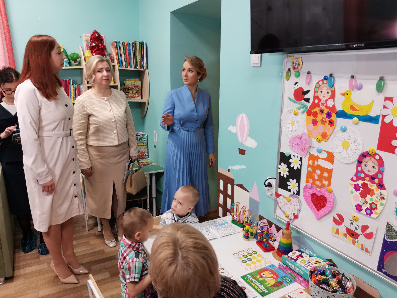 Детский омбудсмен Мария Львова-Белова оценила систему профилактики социального сиротства на Брянщине