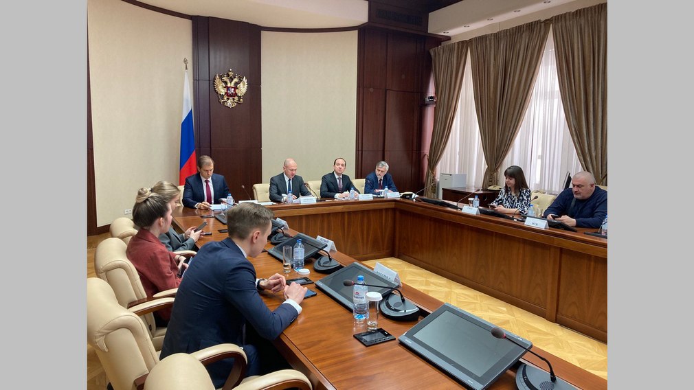 18 проектов Брянской области получат президентские гранты на поддержку