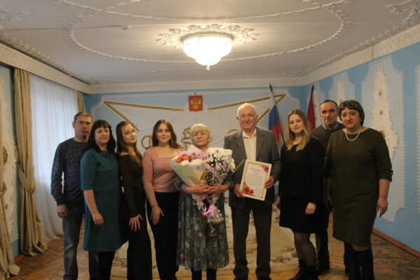 Супруги Пьяновы из Карачева отметили Золотую свадьбу