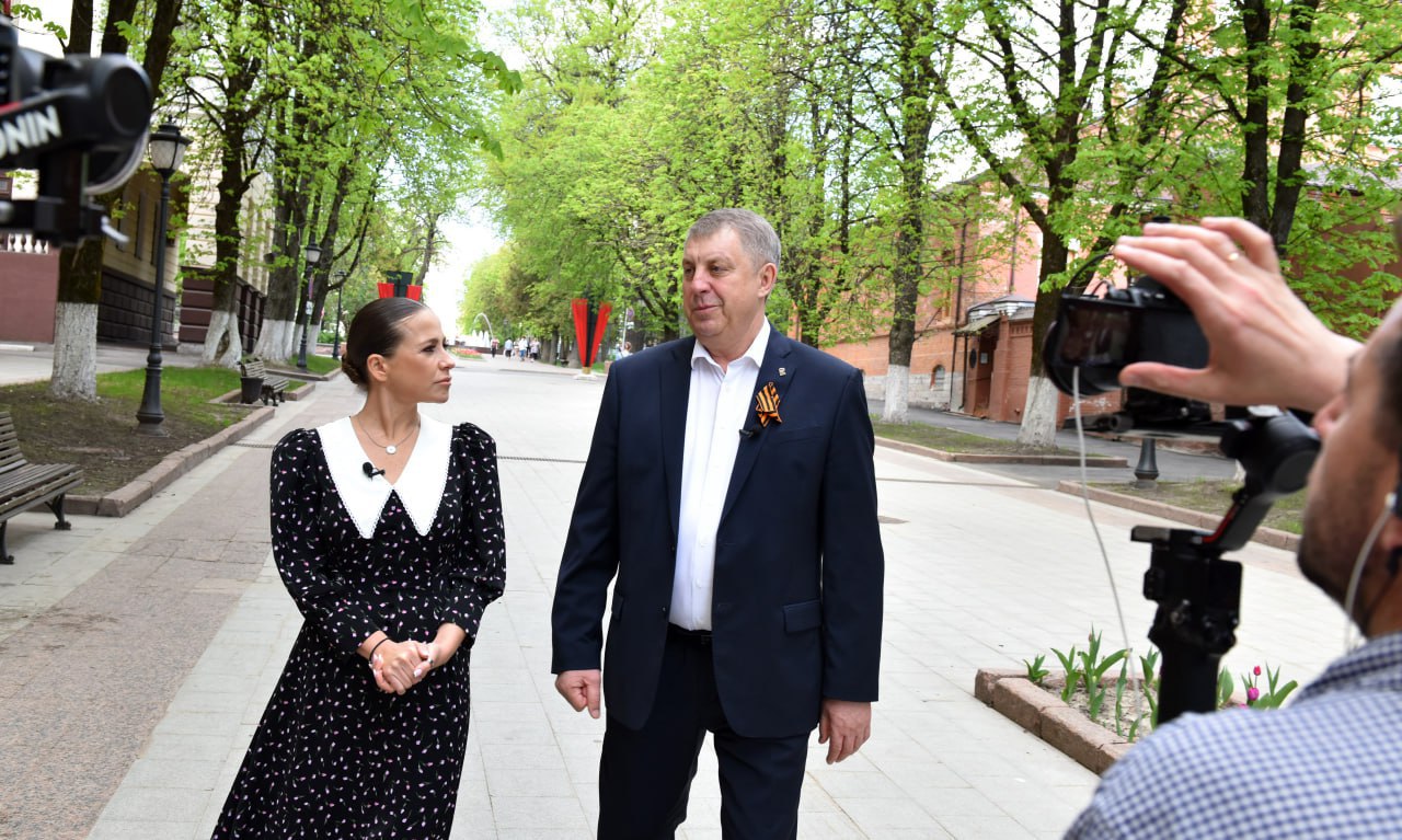 Александр Богомаз принял участие в съемках проекта «Большие семьи большой страны»