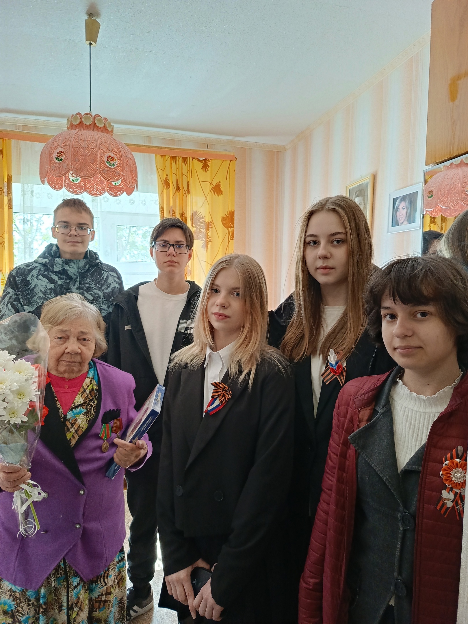 Дятьковские ветераны Великой Отечественной войны благодарят школьников и учителей за внимание
