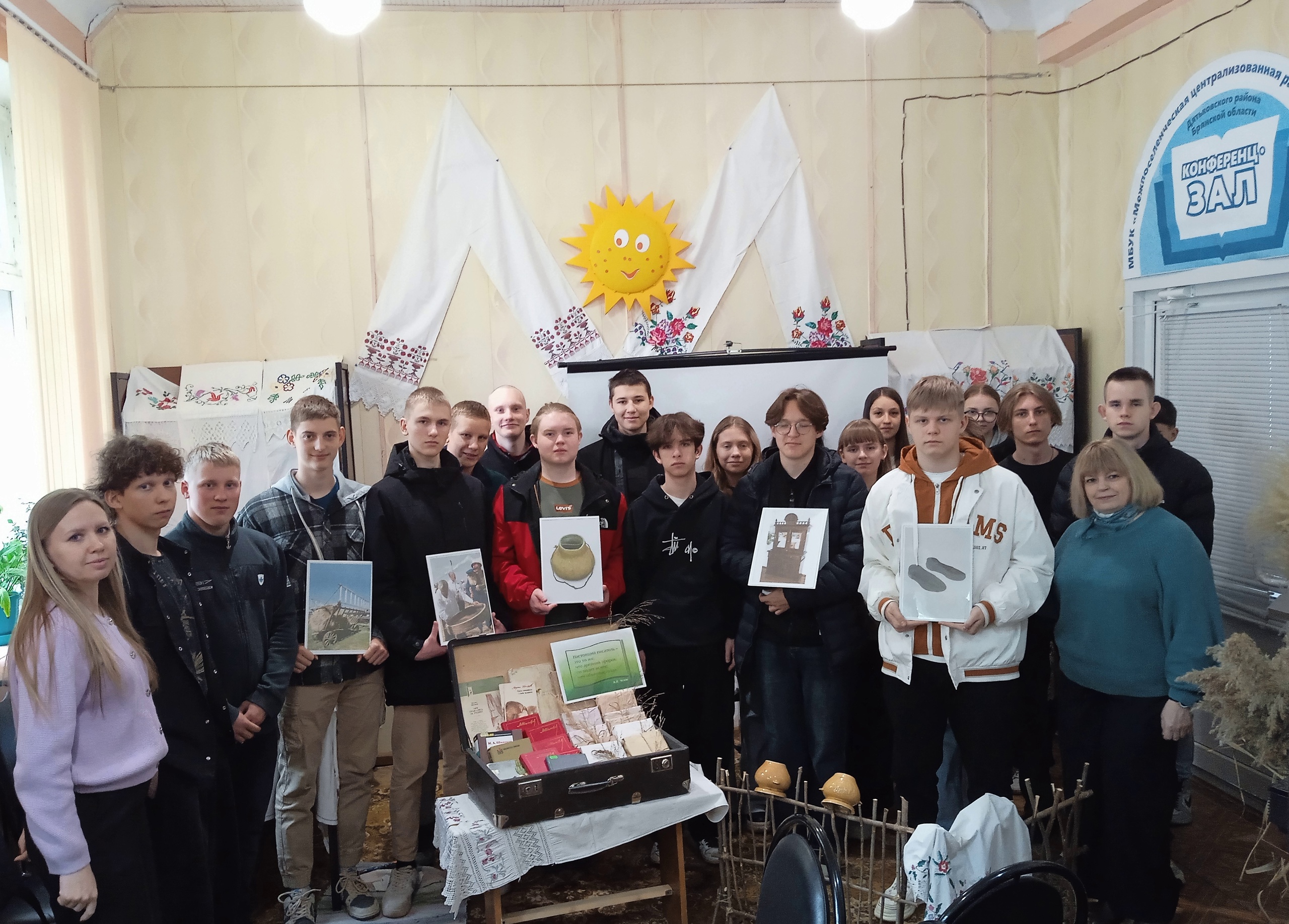 В Дятьковской библиотеке прошла литературную встречу, посвященная 120-летию со дня рождения М.А.Шолохова