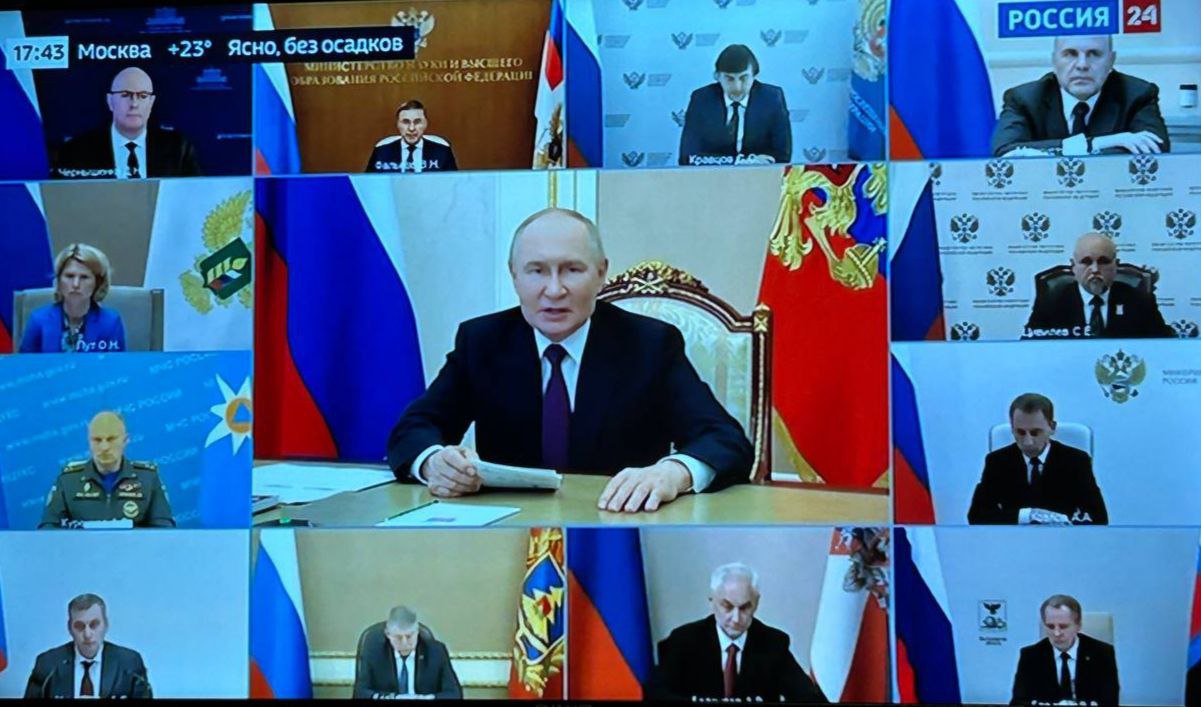 Владимир Путин дал поручение разработать программу восстановления Брянской области