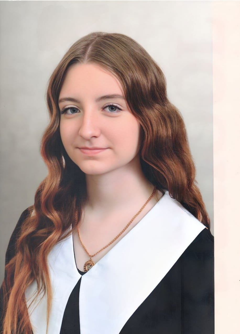 Екатерина Никишина из Старской школы получила 100 баллов на ЕГЭ по информатике