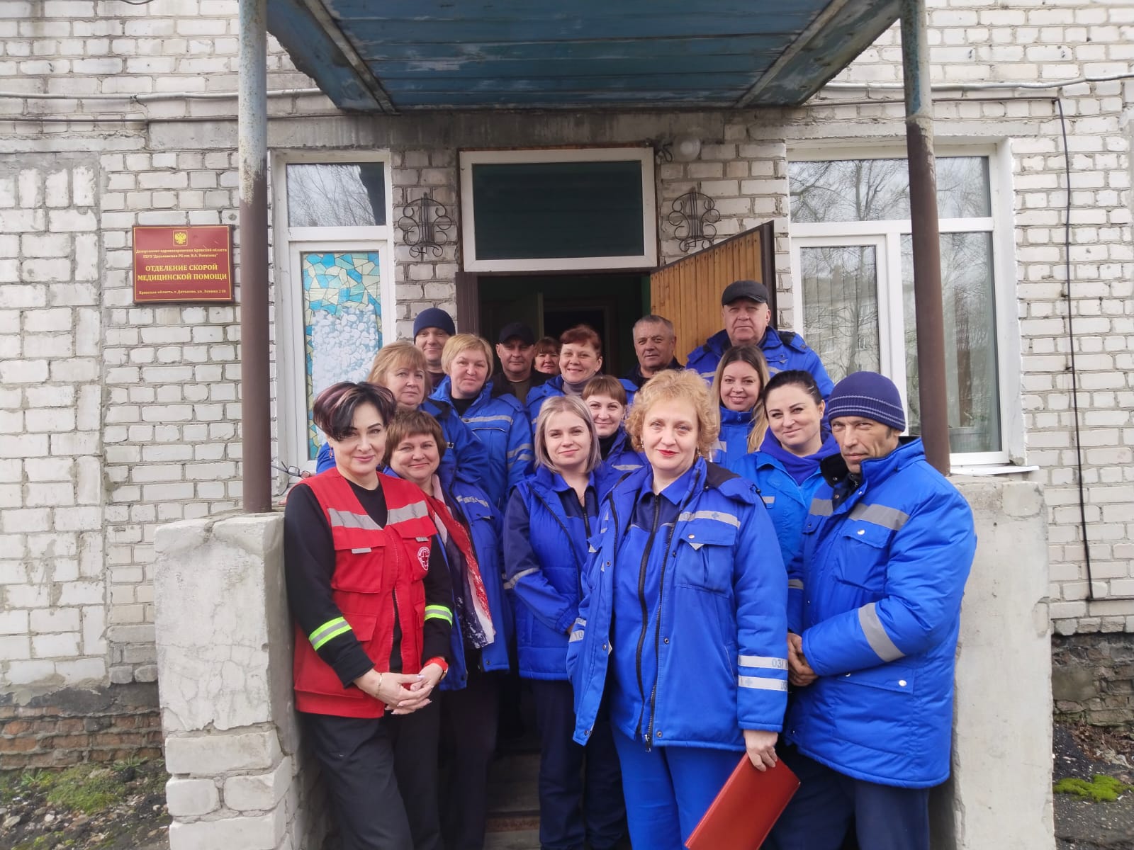 Дятьковские работники скорой помощи на всех парах мчатся к пациентам