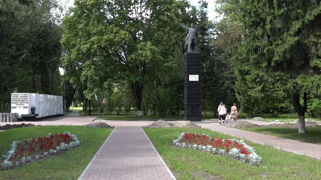 В Бежицком районе благоустроят 14 общественных мест на сумму 35 миллионов рублей