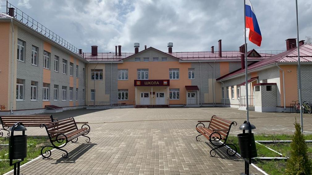 Губернатор Брянской области посетил соцобъекты в посёлке Навля