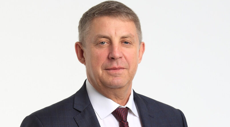 Александр Богомаз поздравил учителей