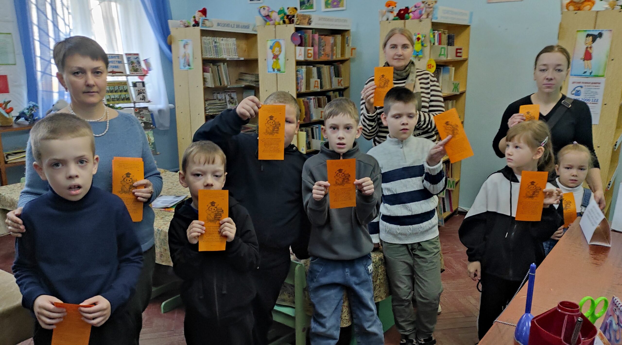 Ивотские первоклассники посетили поселковую библиотеку