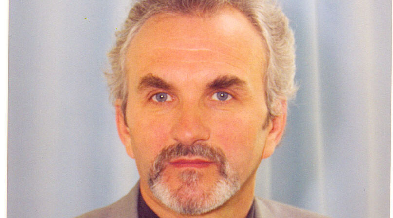 Дятьковские педагоги и родительская общественность поздравляют Петра Шупова