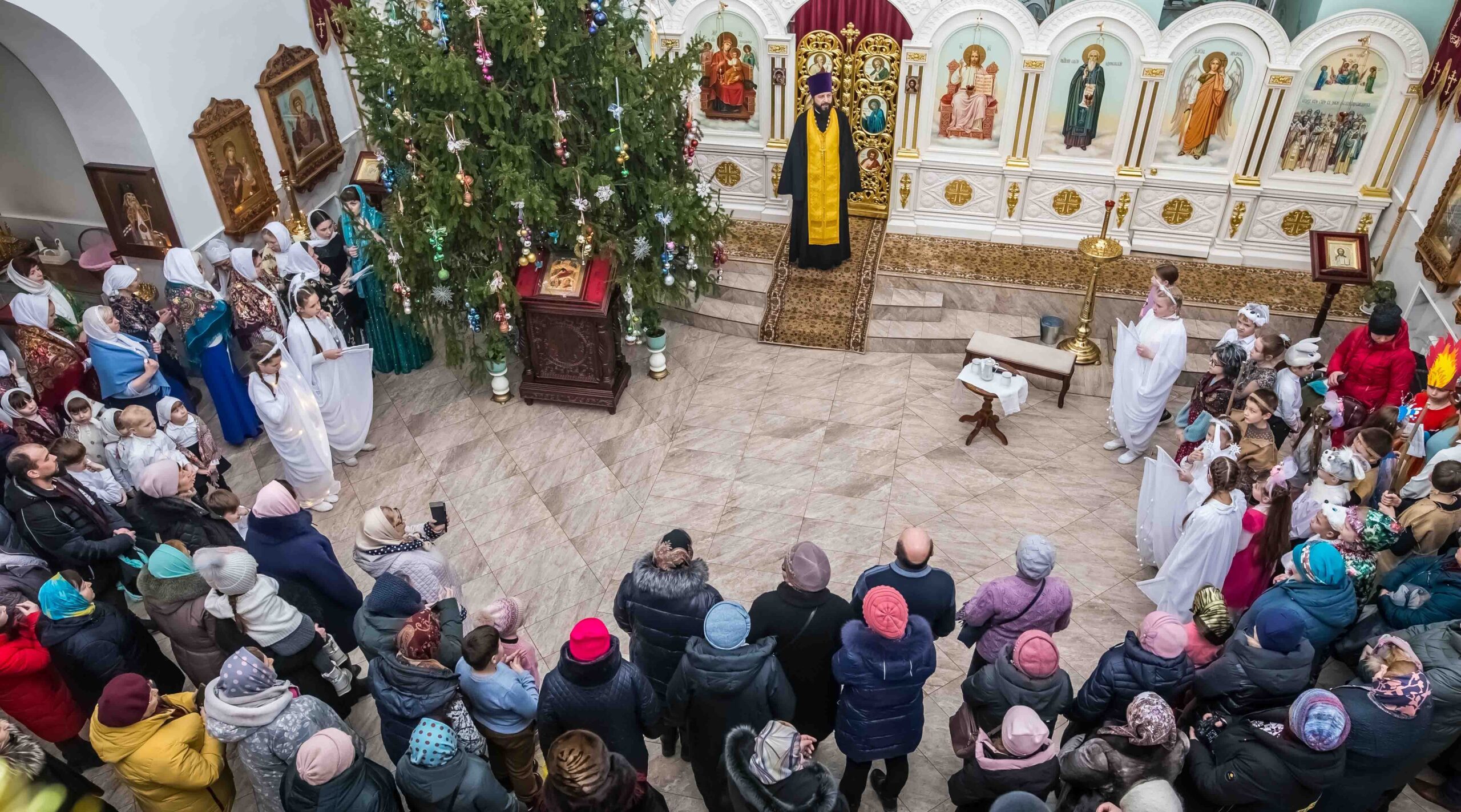 В Дятьковском районе продолжаются Рождественские традиции — колядки