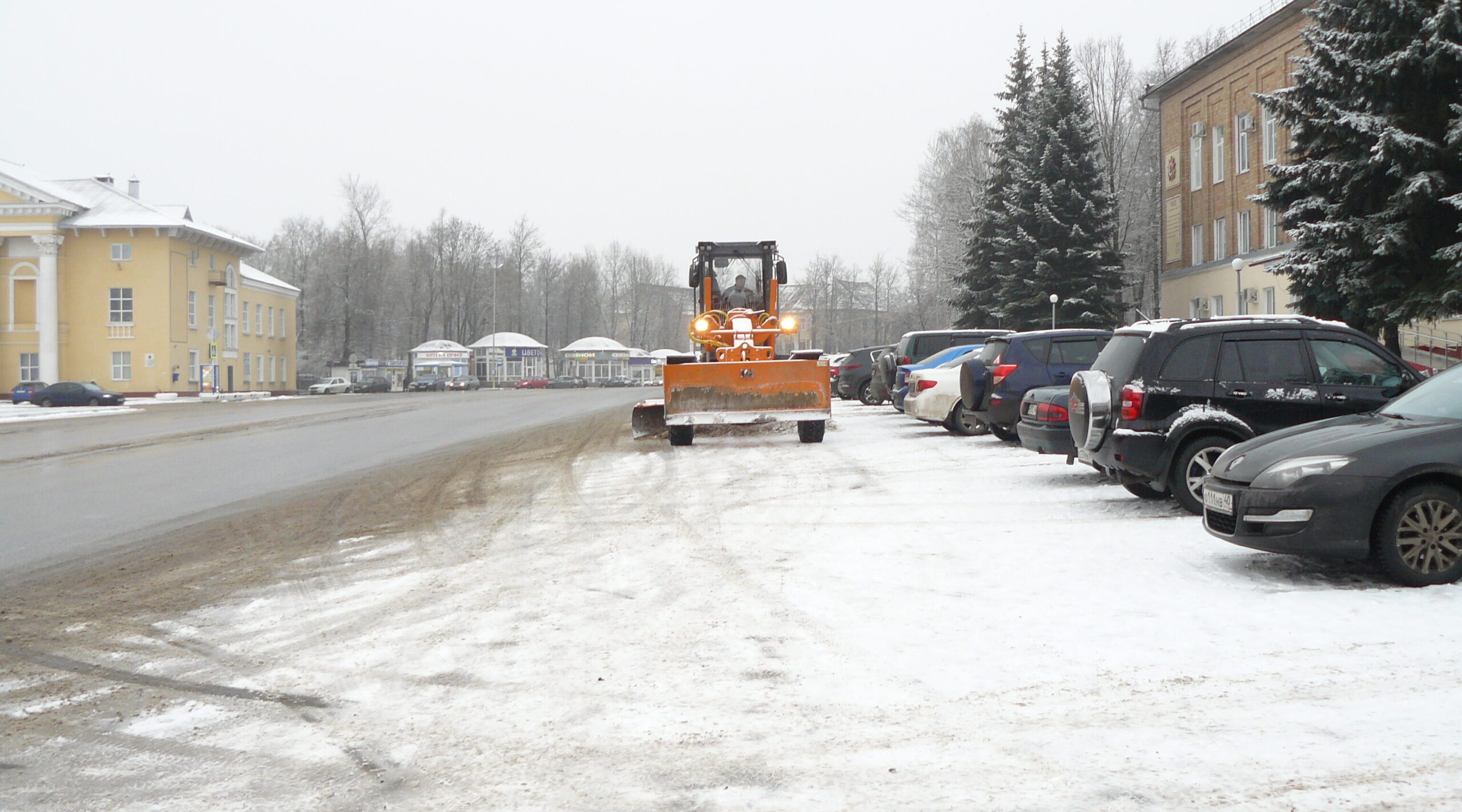 В Дятьковском районе очистка автодорог производится в ночное время