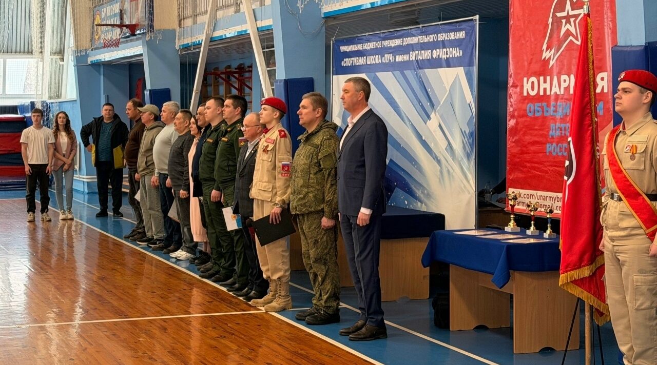 В Клинцах прошла эстафета по военно-прикладным дисциплинам