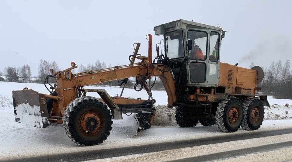 Последствия снегопада ликвидируют на Брянщине
