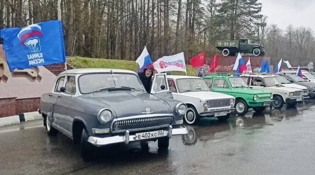 «Диктант Победы» поддержали  патриотическим автопробегом в Брянске