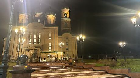 Пасхальные богослужение прошло в Клинцовском кафедральном соборе