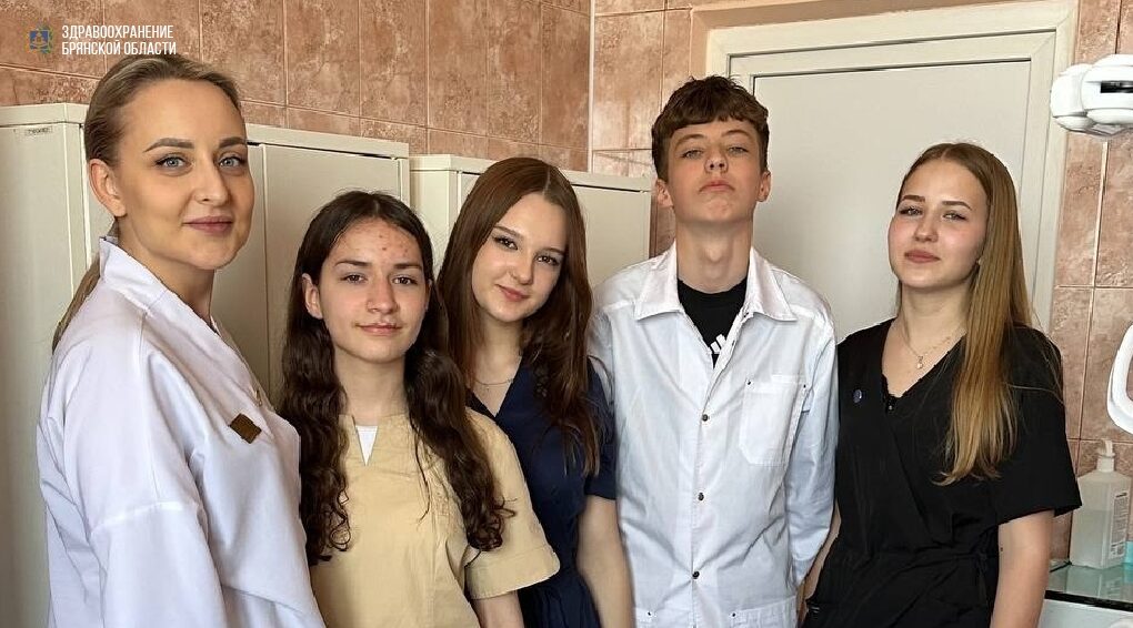 Медицинские учреждения региона помогают определиться с профессией