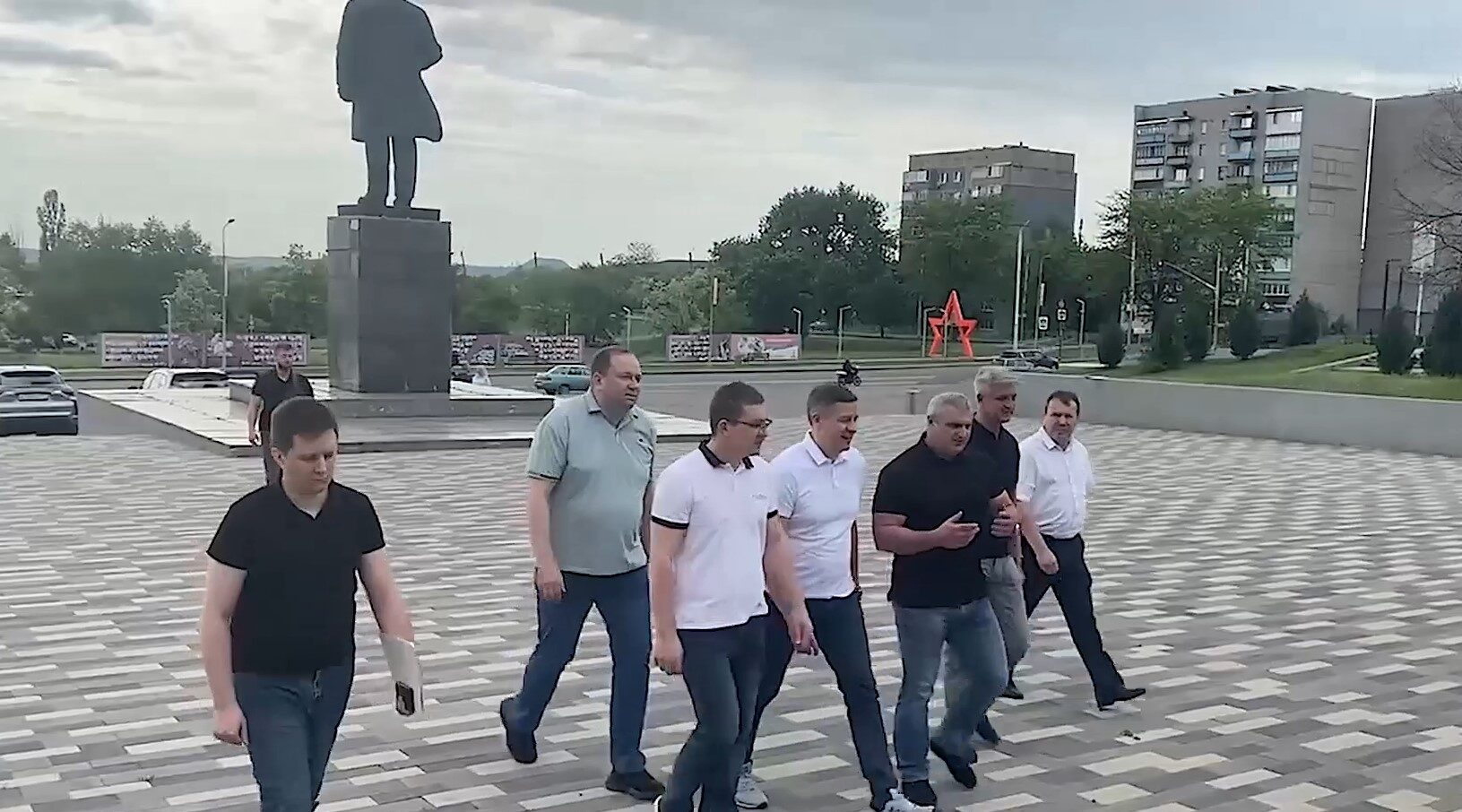 Егор Ковальчук посетил подшефную Брянку