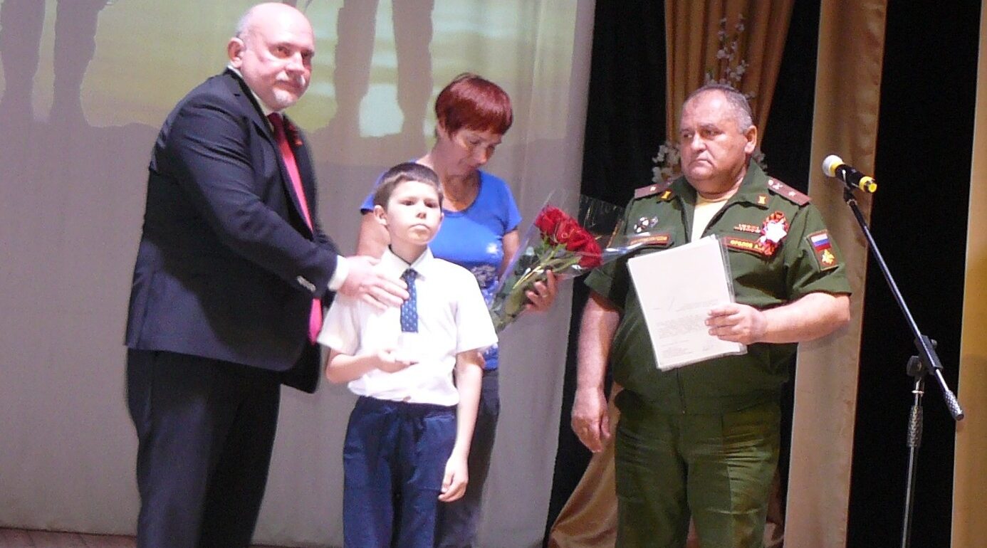 В Дятьковском МКДЦ прошел патриотический вечер, посвященный Великой Победе
