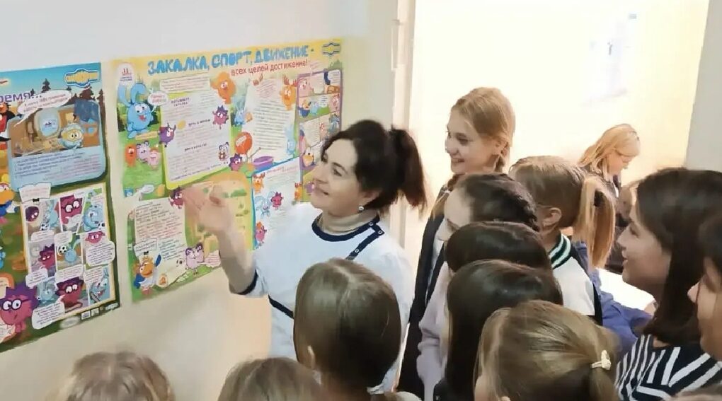 Для брянских школьников проходят интерактивные занятия в Школе здоровья