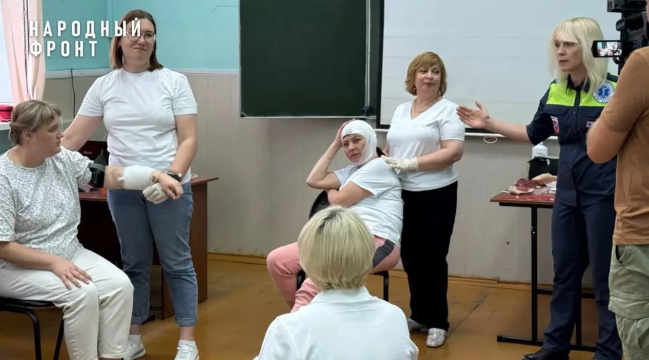 16 брянских медиков стали инструкторами по первой помощи