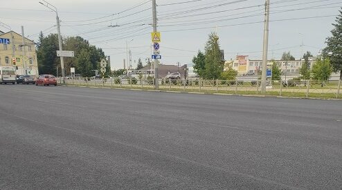 В областном центре продолжается ремонт улицы Калининой