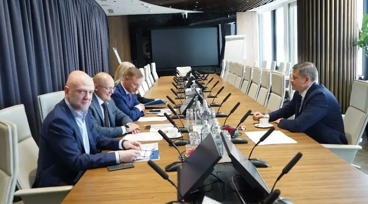 Ковальчук провел рабочую встречу с представителями руководства Газпромбанка