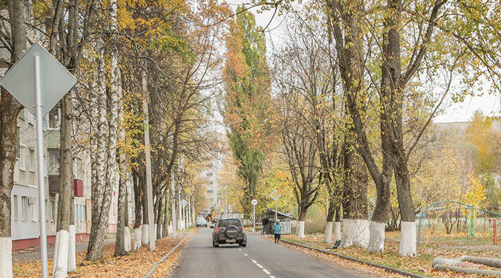 Две парковки появились на улице Вяземского