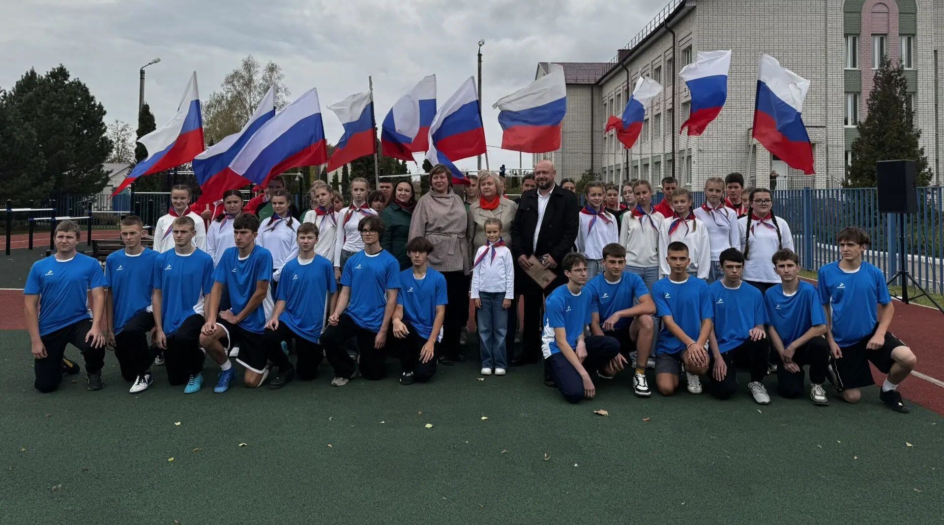 Новая современная спортивная площадка открылась в Унече
