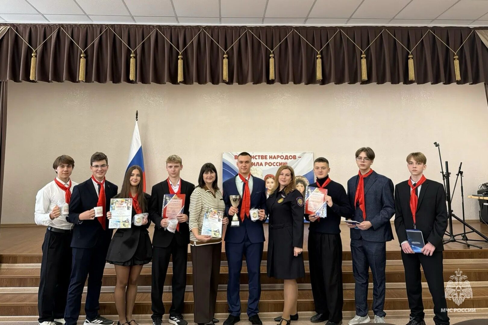 Дружина юных пожарных «ФАКЕЛ» из Клинцов — в тройке лучших в ЦФО
