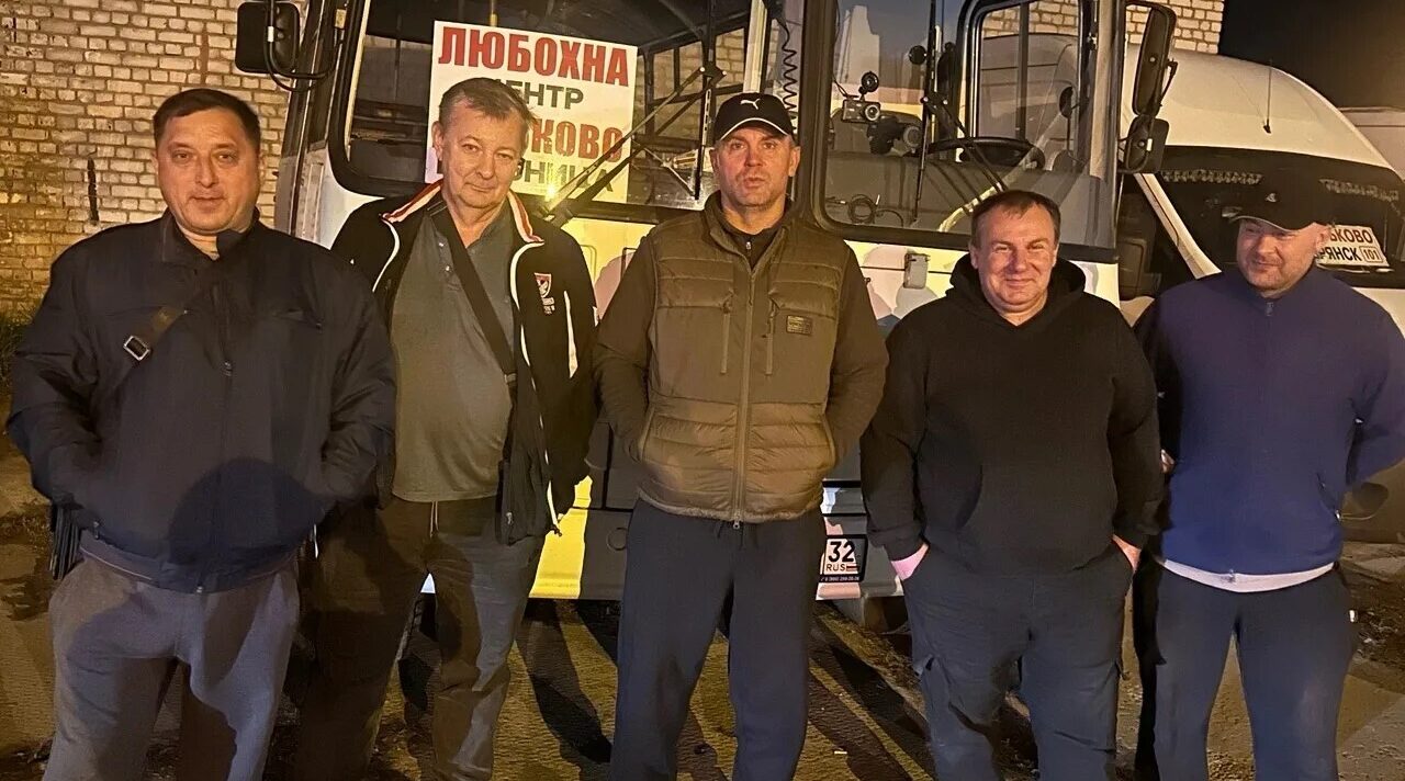 Дятьковских автомобилистов благодарят пассажиры за хорошую работу